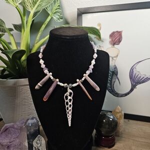 Elegant Purple and White Necklace